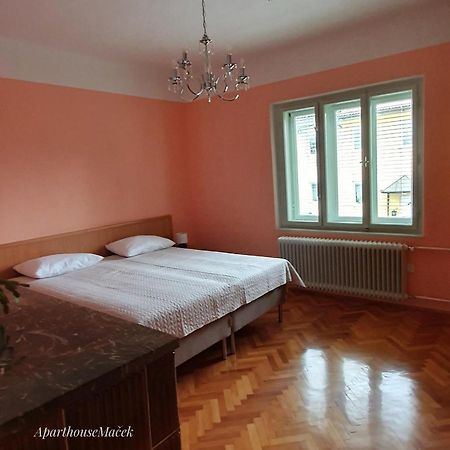 Aparthouse Macek Apartment Любляна Екстериор снимка