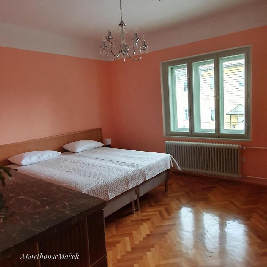 Aparthouse Macek Apartment Любляна Екстериор снимка